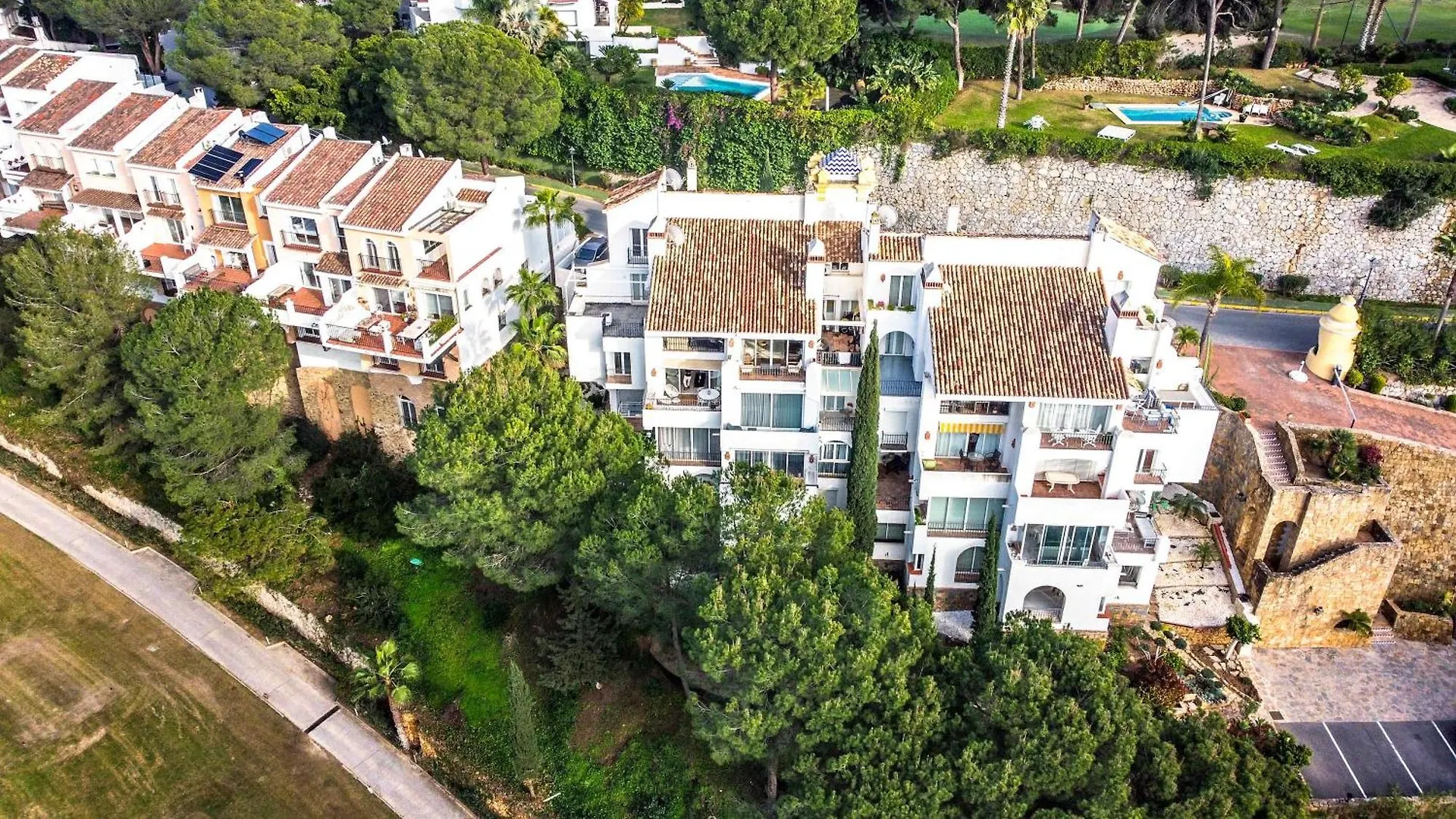 Apartment Near Puerto Banus Benahavis 0*,