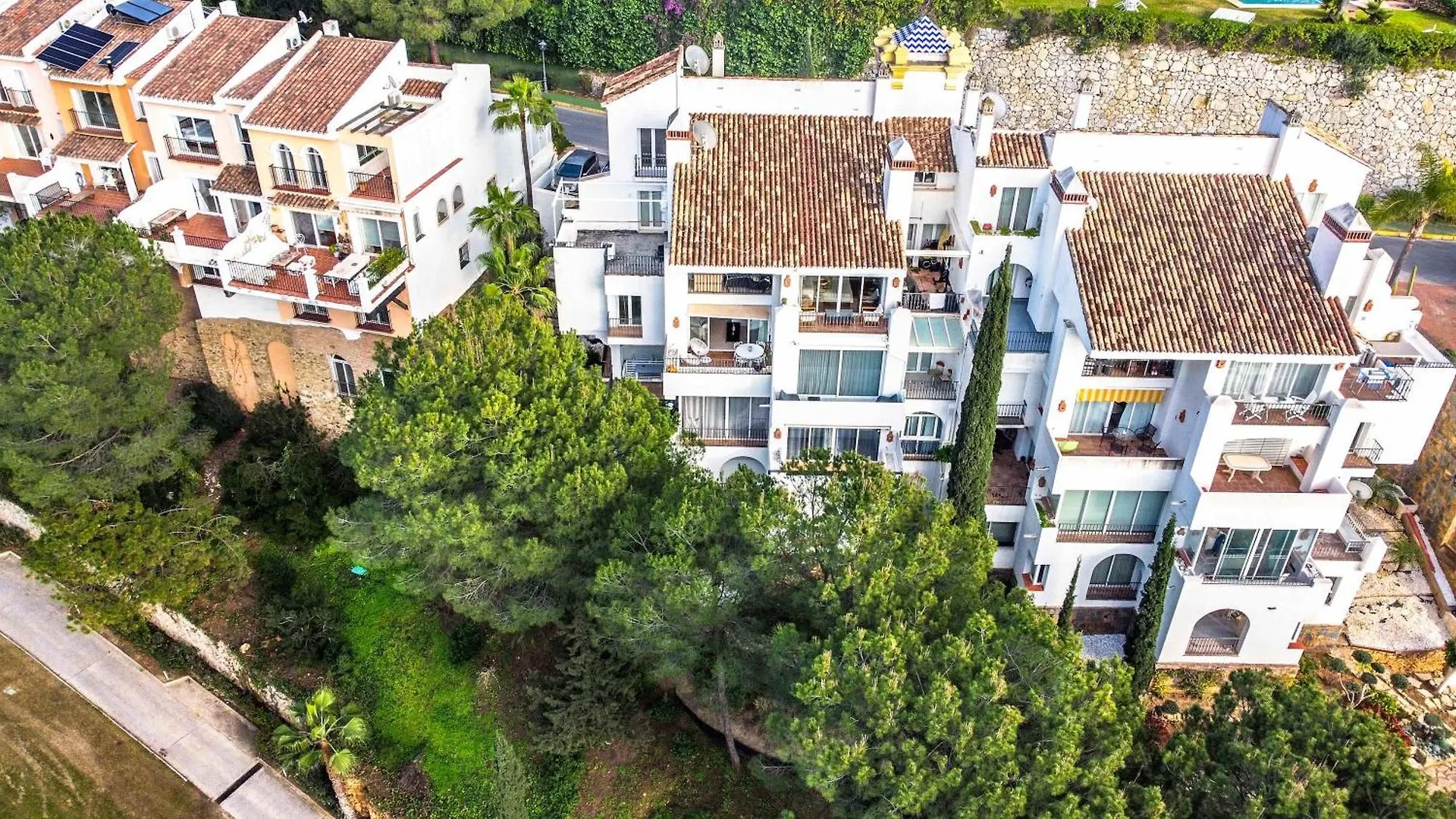 Apartment Near Puerto Banus Benahavis